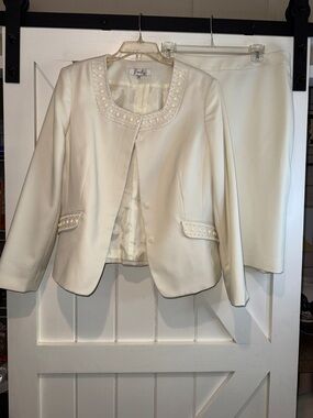 Ivory Embellished Collar Blazer and Skirt Set